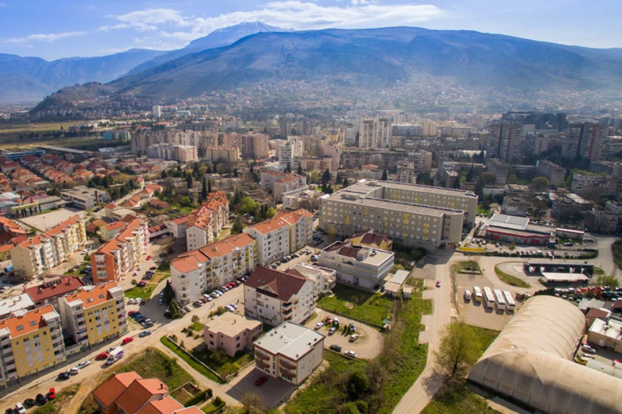 Na današnji dan Ashdown je donio odluku o novom Mostaru
