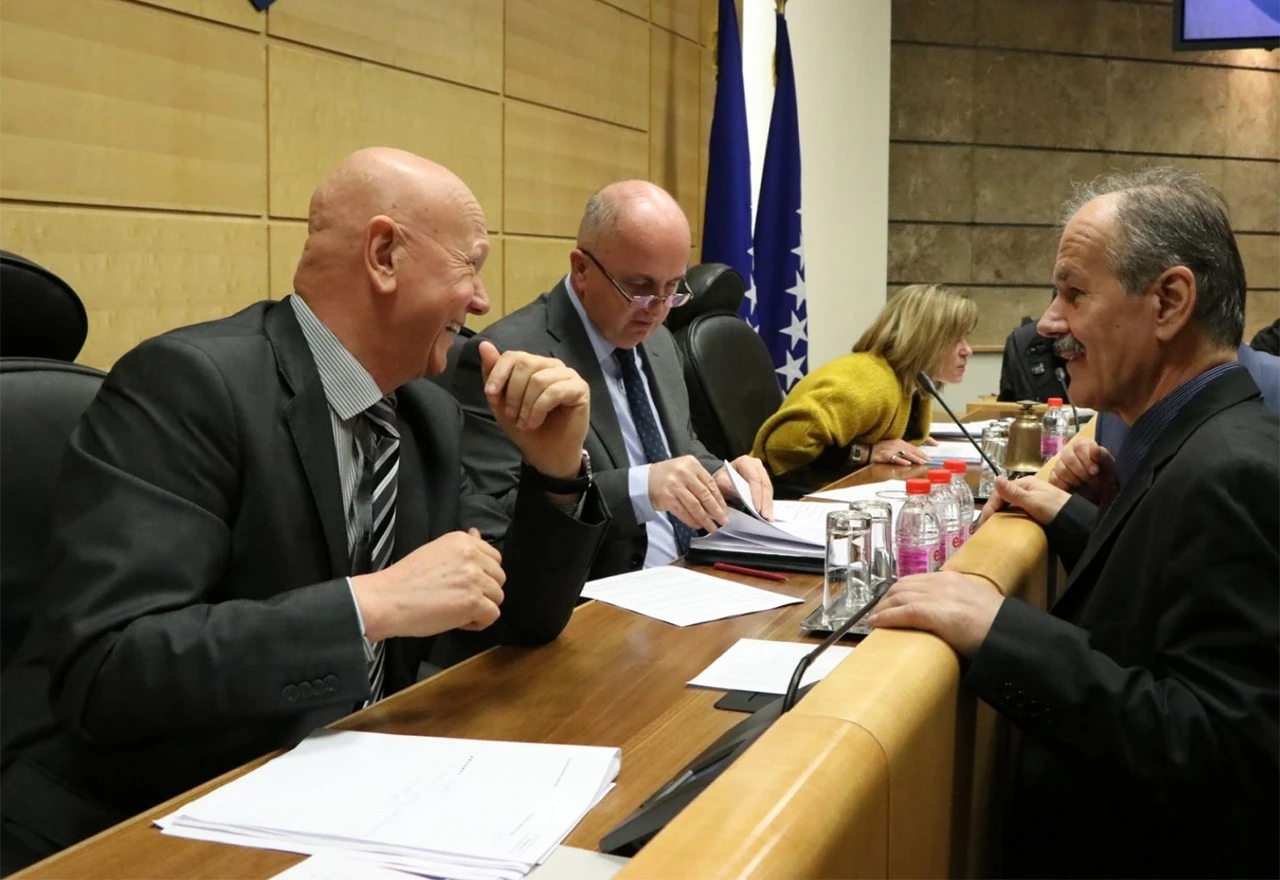 SDA: SDP i DF nisu opozicija SDA već interesima penzionera i boraca