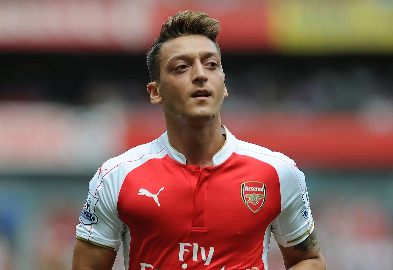 Mesut Ozil zainteresiran za prelazak u Juventus