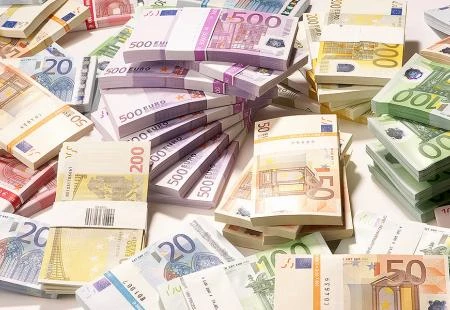 Podigli kredite od 100.000 eura krivotvorenjem isprava