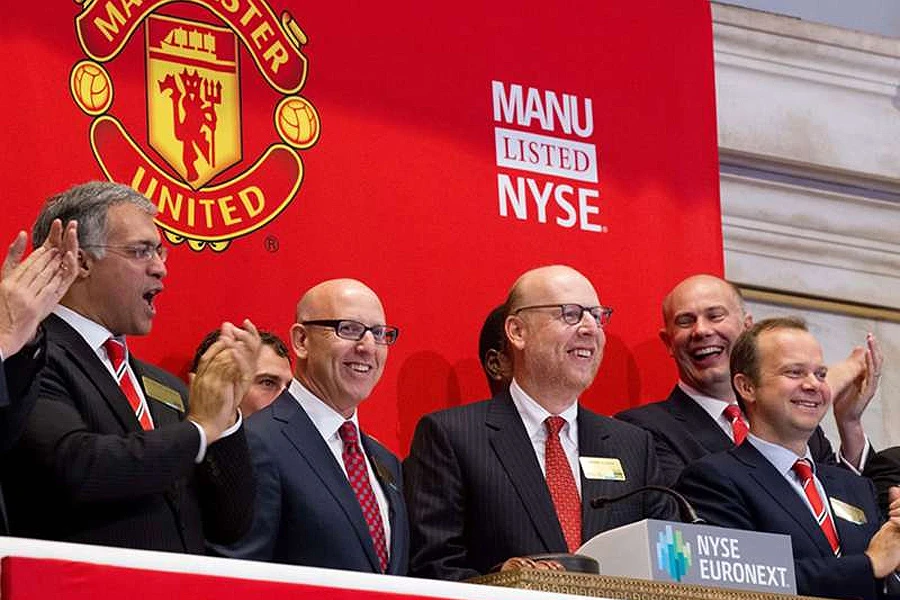 Vodstvo Manchester Uniteda oteže sa novim ugovorom za Mourinha