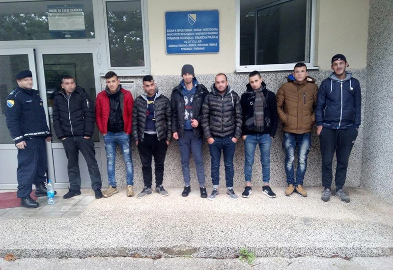 Devetorica Alžiraca i Pakistanac otkriveni u ilegalnom prelasku granice u Hercegovini