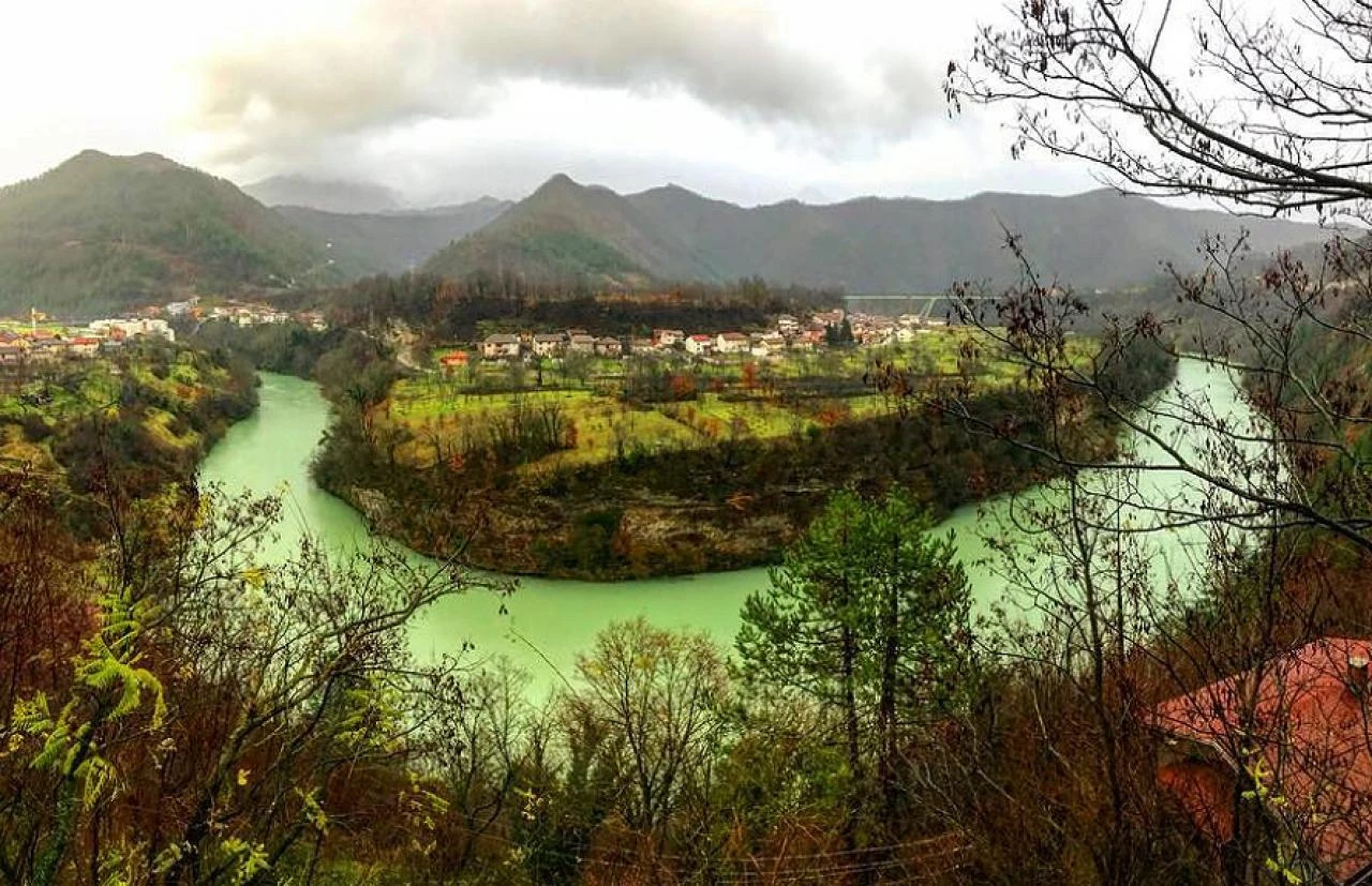 Nevrijeme pogodilo Jablanicu: Oštećeni krovovi, sela bez struje
