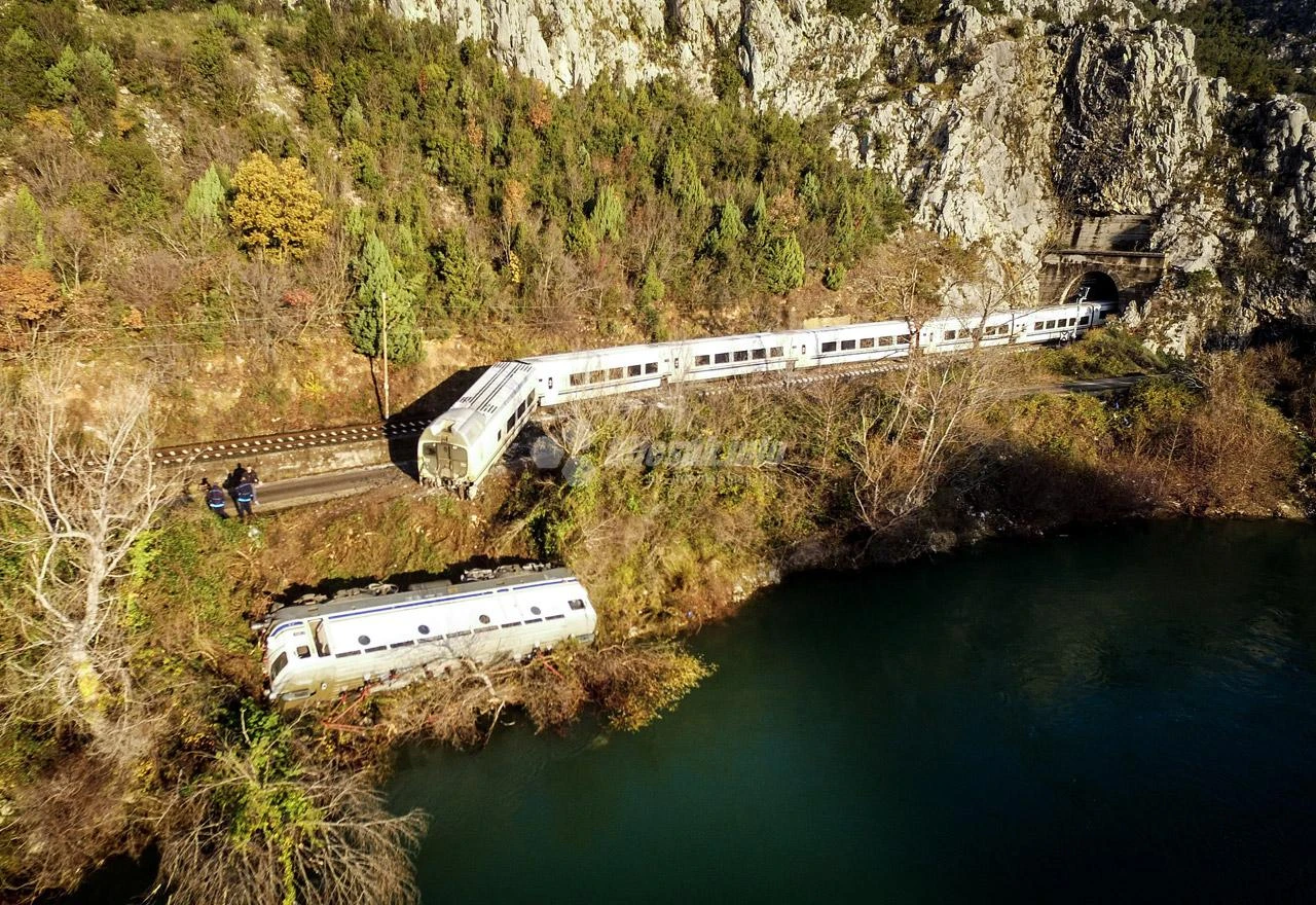 Uklonjena lokomotiva: Na relaciji Sarajevo - Čapljina ponovno uspostavljen željeznički promet