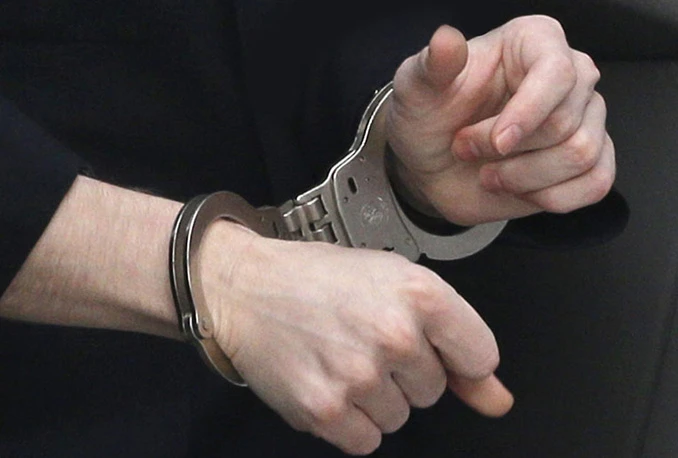 Određen pritvor za trojicu koji su Konjičanina pretukli i pregazili autom