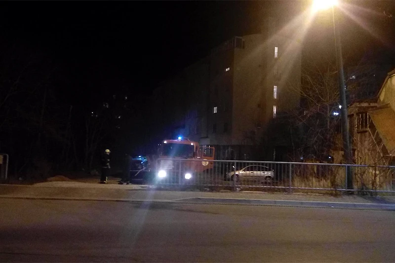 Mostar: 'Planula' dva vozila
