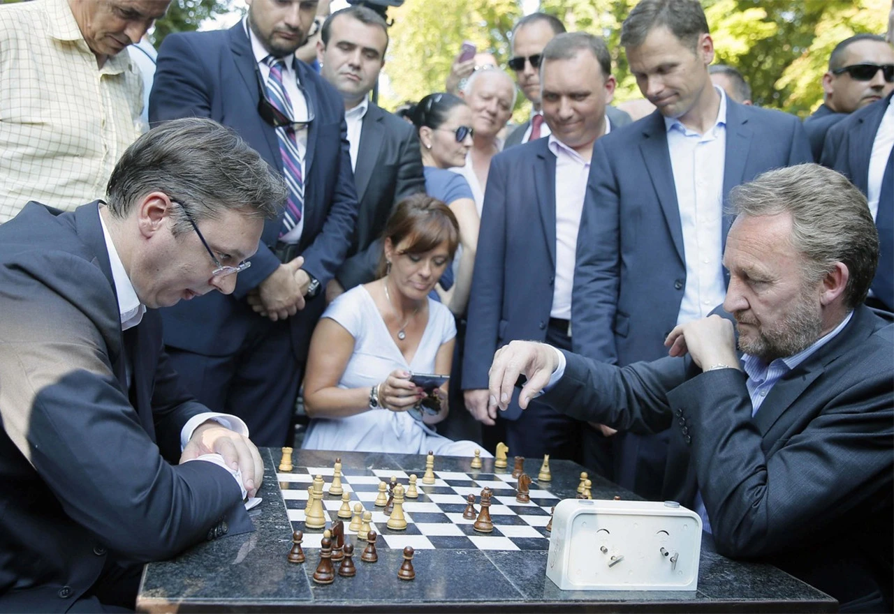 Igre s granicama: Kosovo je susjed Srbije