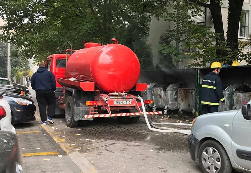 Mostarski kontejneri na udaru piromana?