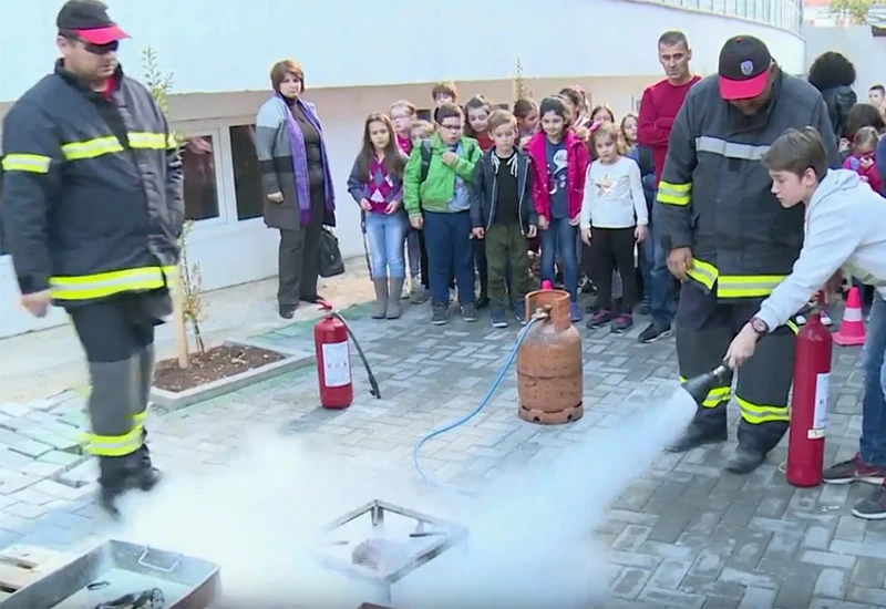 Mostarski školarci učili kako postupiti kada nastane požar