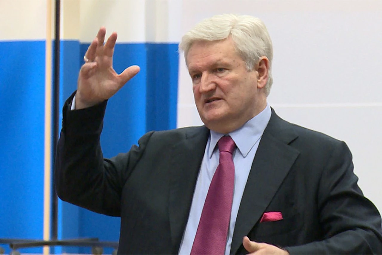 Todorić: Koga zastupa Dolički, Agrokor i Knighthead?
