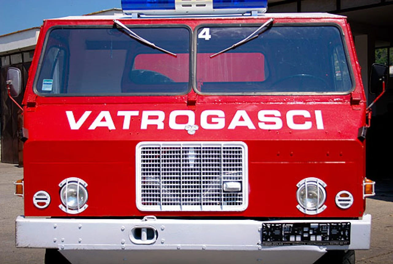 Gorjela obiteljska kuća u Mazoljicama