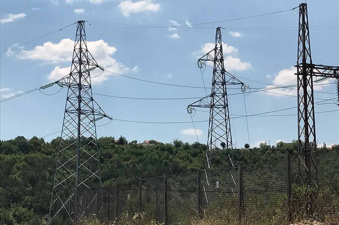 Dijelovi Mostara, Stoca i Neuma bez električne energije