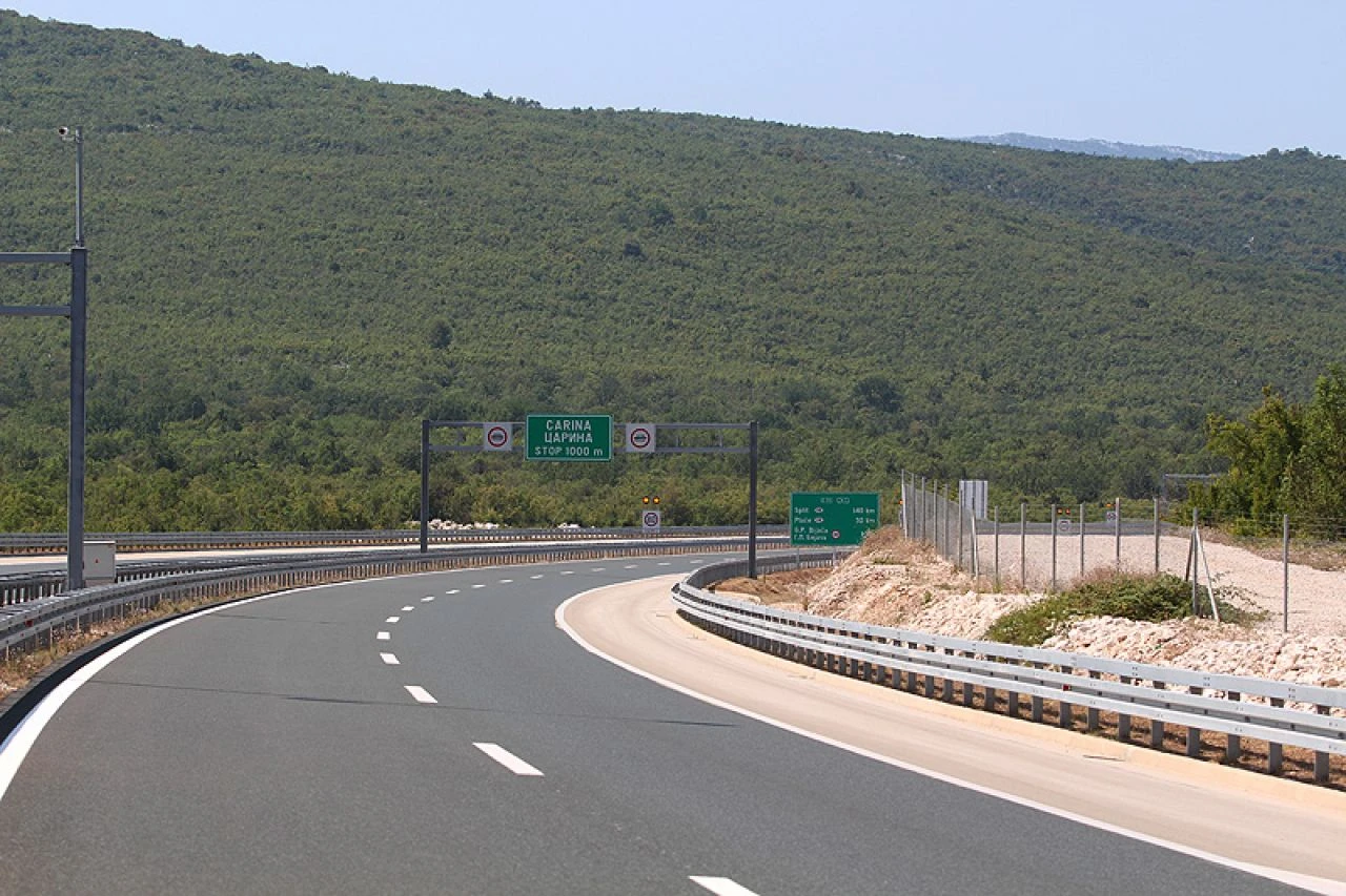 Autoceste FBiH neće imati dostatan iznos prihoda za servisiranje duga bez trošarina