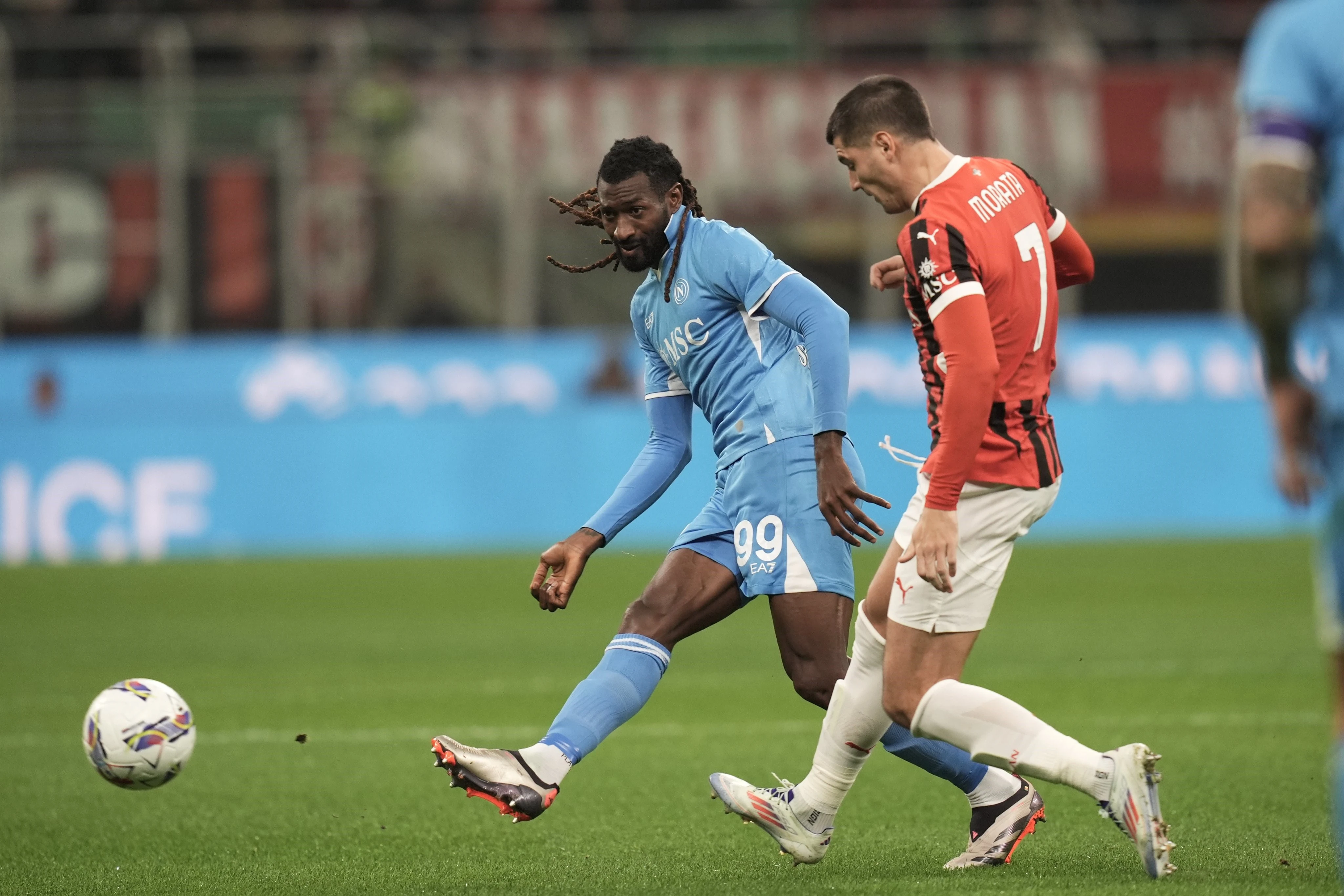 VIDEO I Napoli svladao Milan i odvojio se na vrhu ljestvice