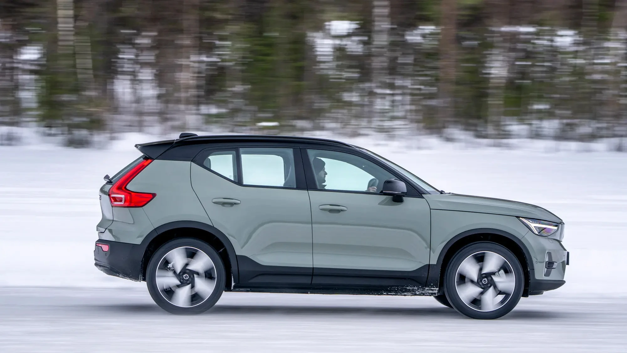 Volvo i Polestar EV-ovi sada imaju pristup Tesla Supercharger mreži