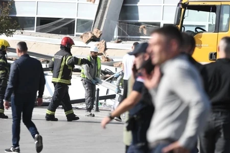 VIDEO | Novi Sad - Najmanje osam mrtvih u urušavanju krova kolodvora