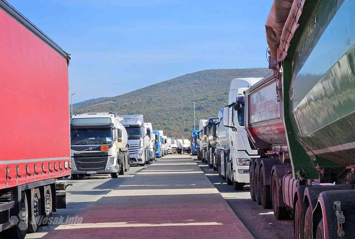 FOTO | Bljesak.info na Bijači - Zašto je došlo do prosvjeda i blokade kamionima?