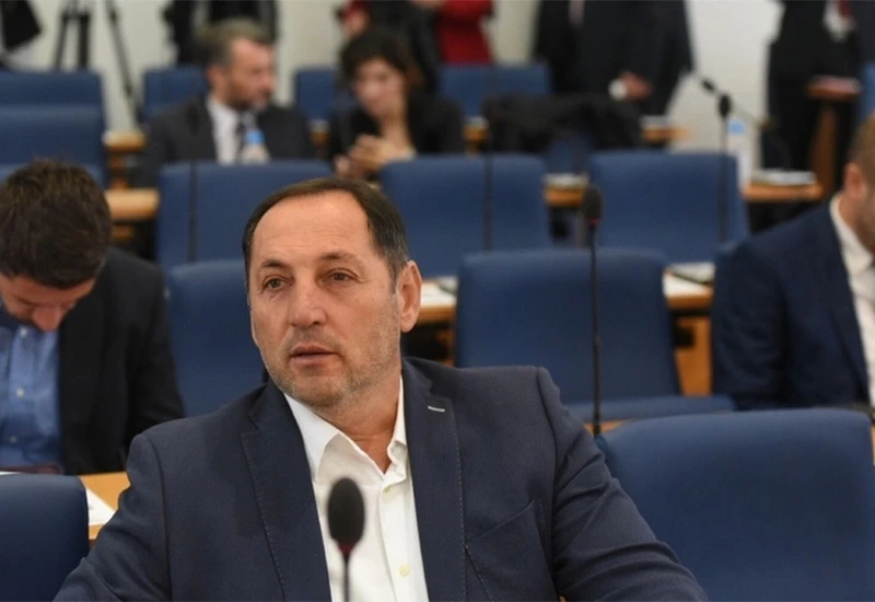 Povratak iz Turske: Fikret Prevljak zadržan na aerodromu