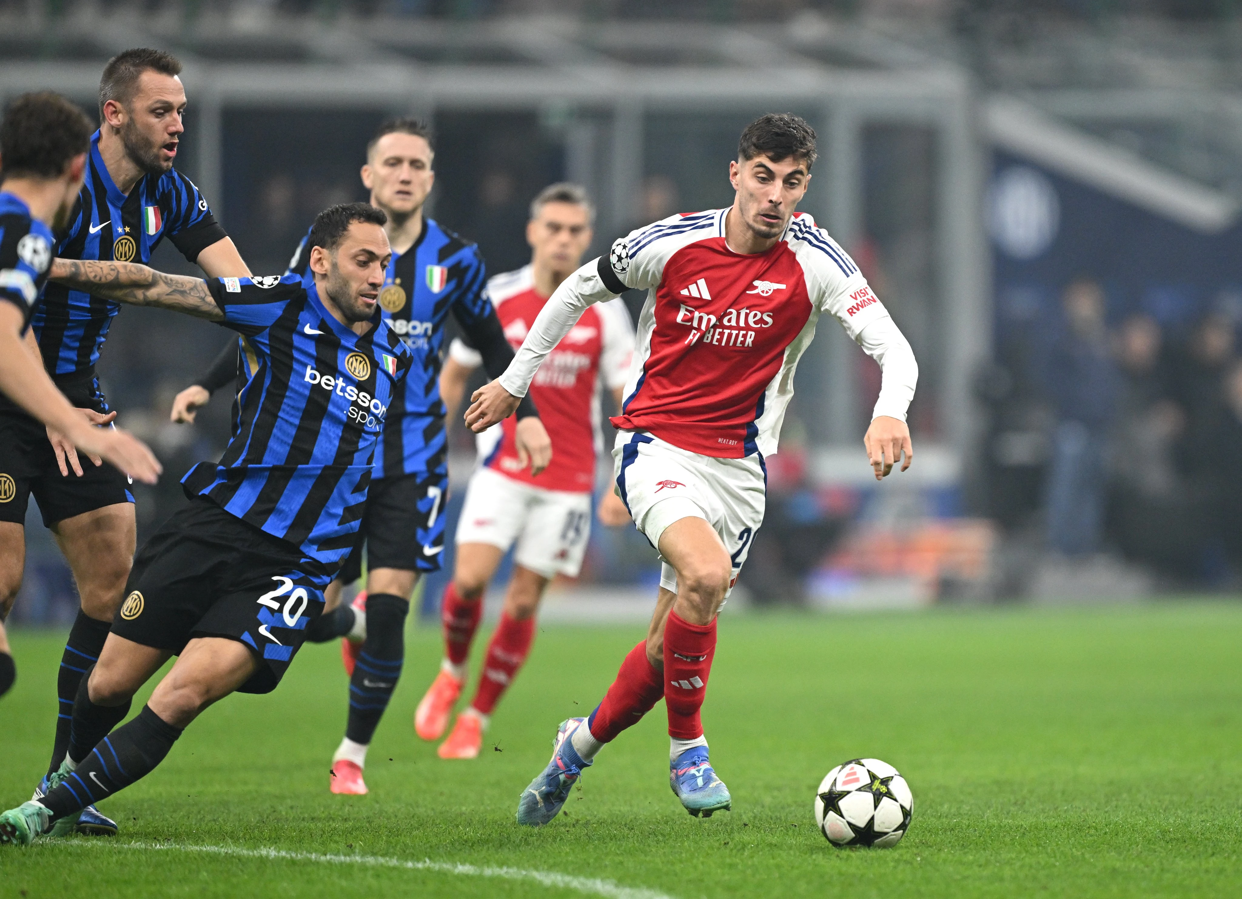 Inter minimalno slavio protiv Arsenala, a Bayern protiv Benfice