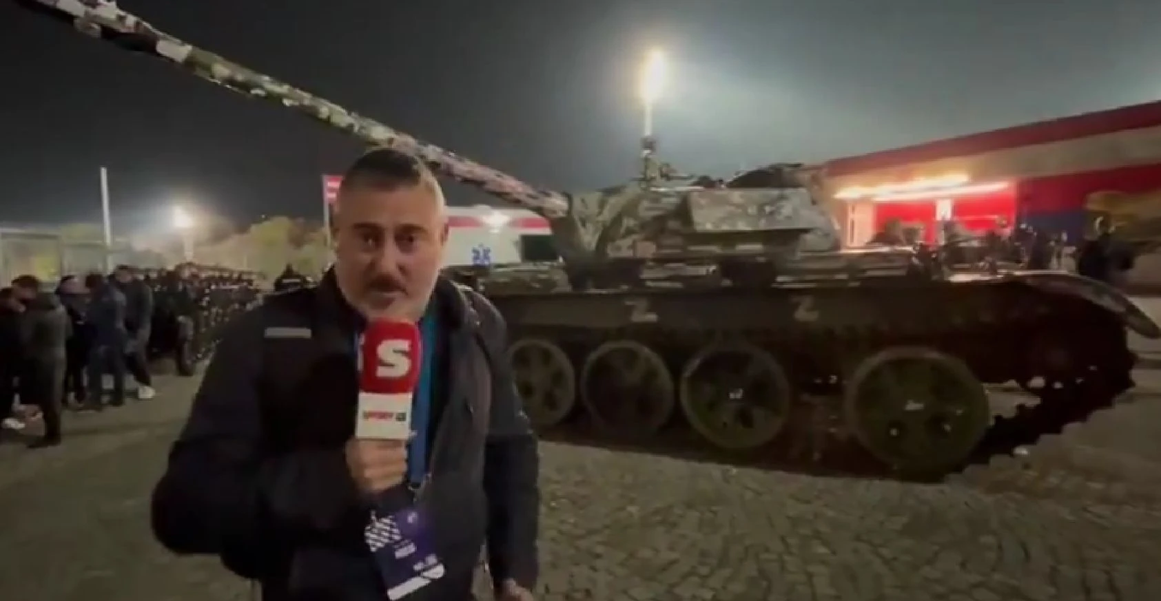 VIDEO I Španjolskog novinara šokirao tenk ispred sjeverne tribine Marakane