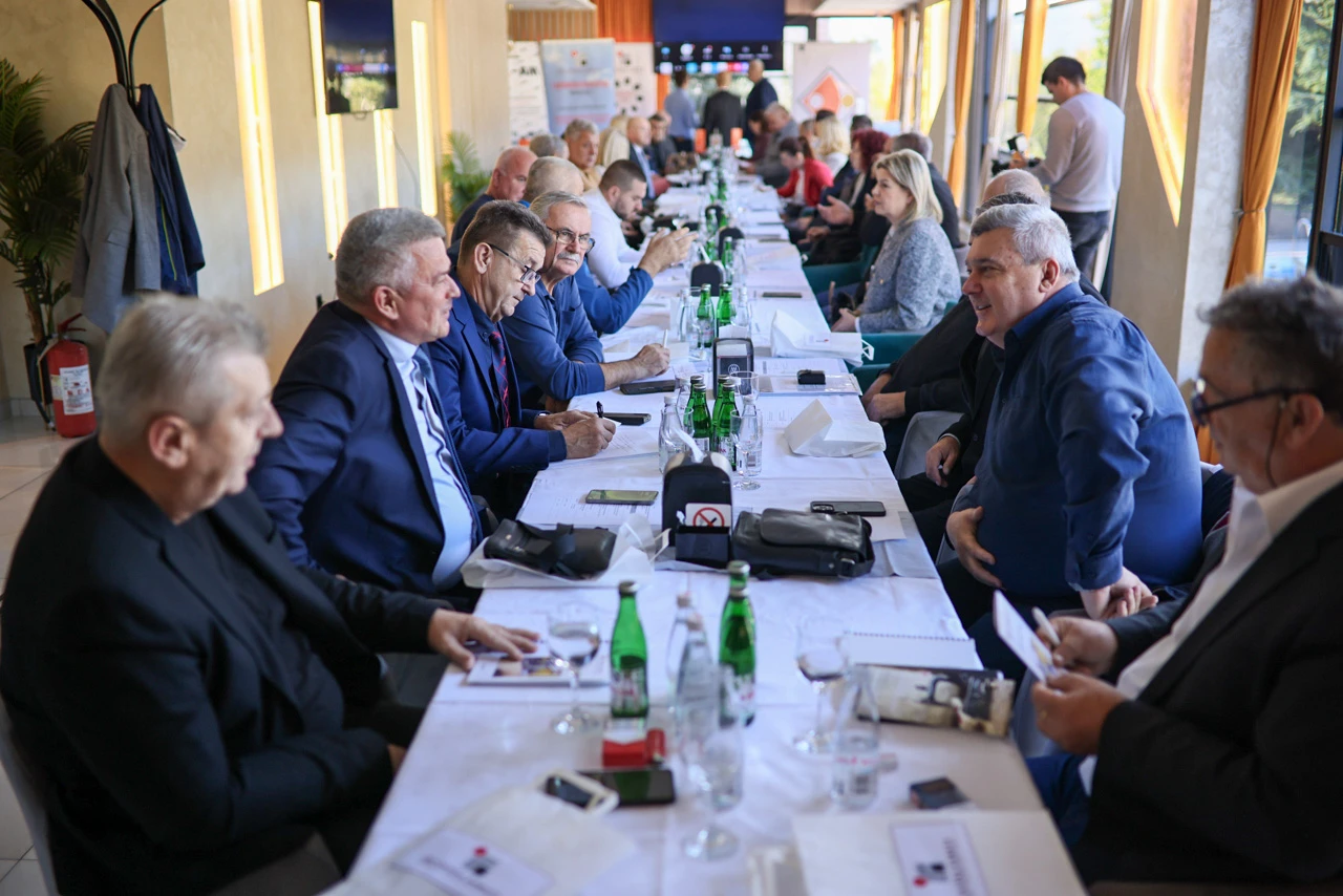 FOTO Rasprava u Mostaru: O zaštiti intelektualnog vlasništva, suvenirima, starim i tradicionalnim zanatima