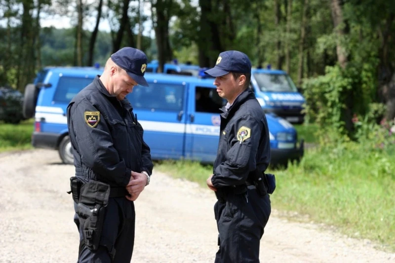 Užas u Sloveniji: na otpadu pronađeno mrtvo tijelo bebe, bila je zamotana u ručnik
