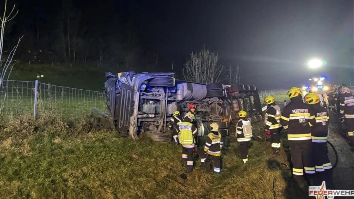 U Austriji se prevrnuo kamion vozača iz BiH, prevozio opasne materije