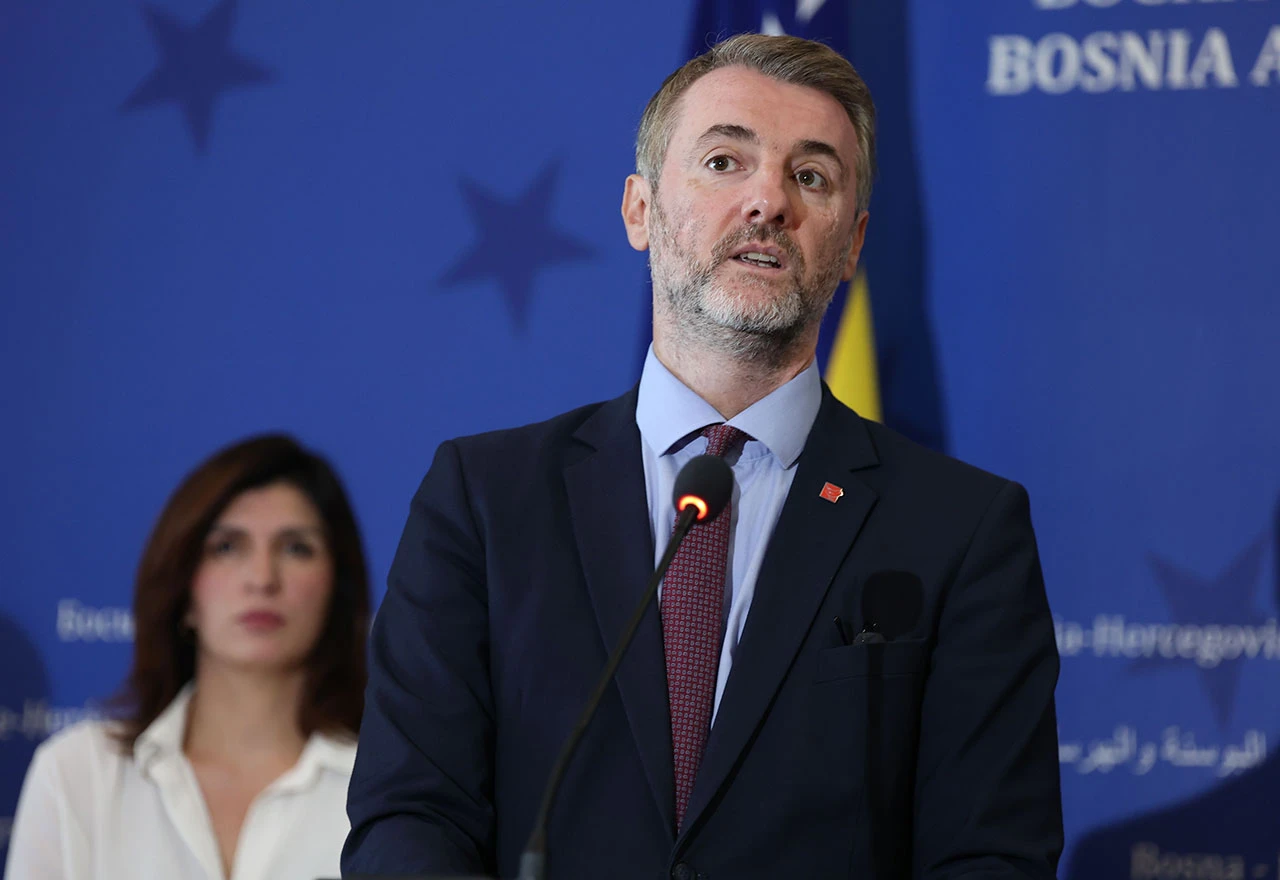 Forto traži smjenu direktora Željeznica FBiH: Pojeli ste ono koliko košta rekonstrukcija pruge