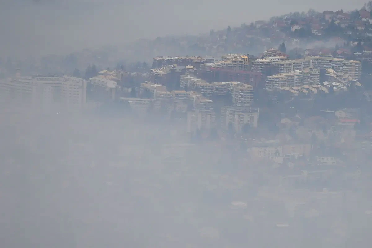 Stanovnici Sarajeva, Zenice i Travnika udišu vrlo zagađen zrak