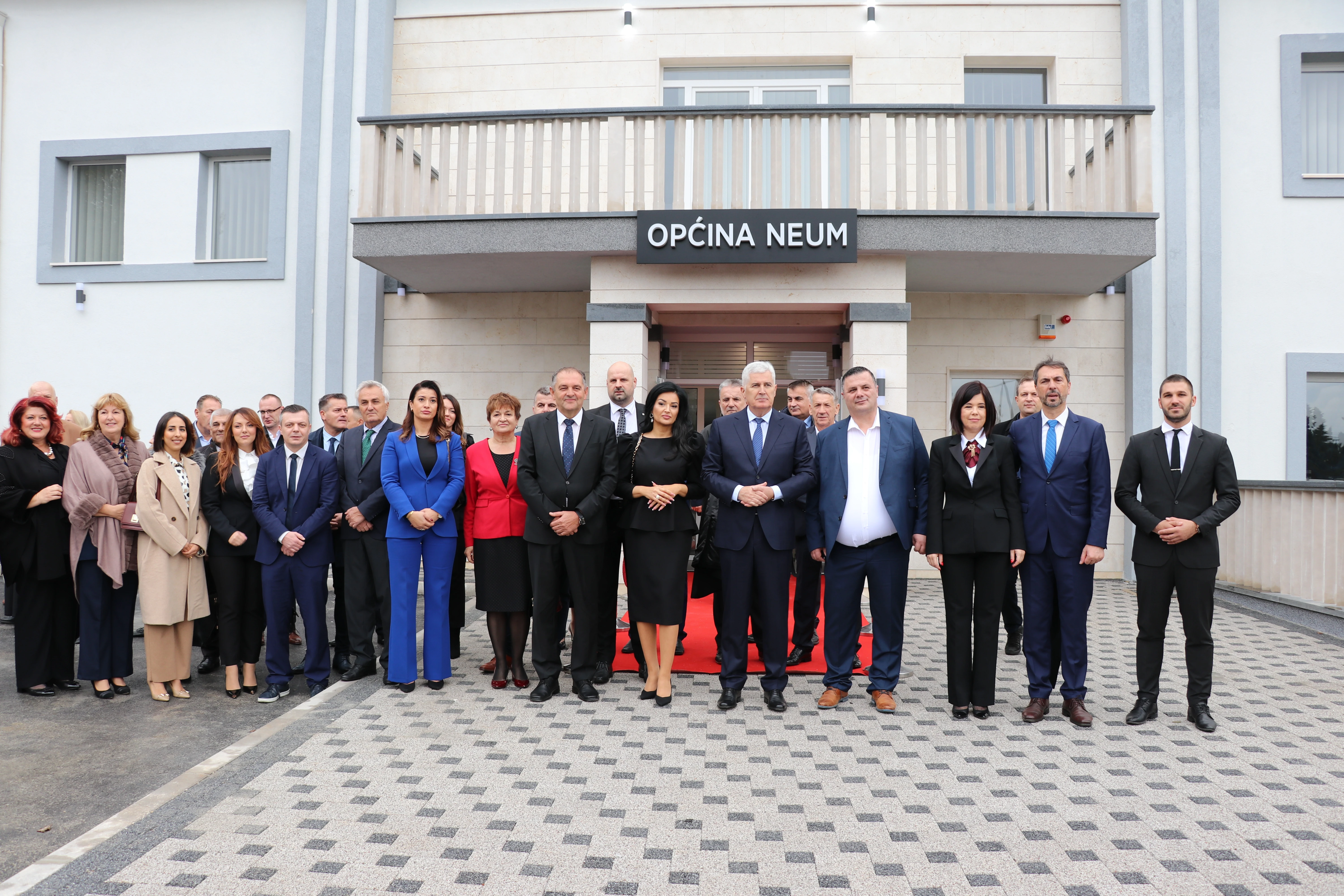U Neumu svečano otvorena nova općinska zgrada