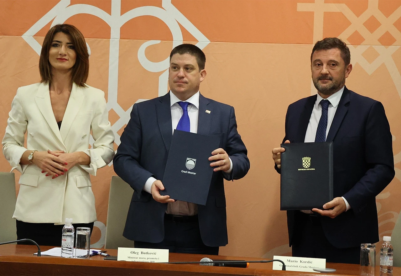 Potpisan ugovor: Letovi Mostar-Zagreb 3 puta tjedno, težnja je da budu svaki dan