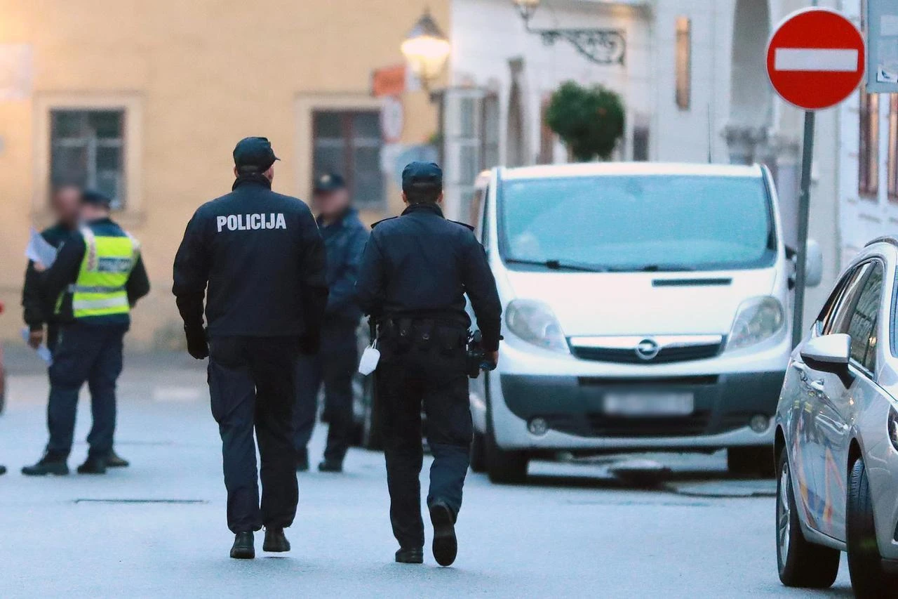 Razuzdani vikend hrvatskih policajaca: Opijali se i drogirali, na kraju razbili inventar MUP-a