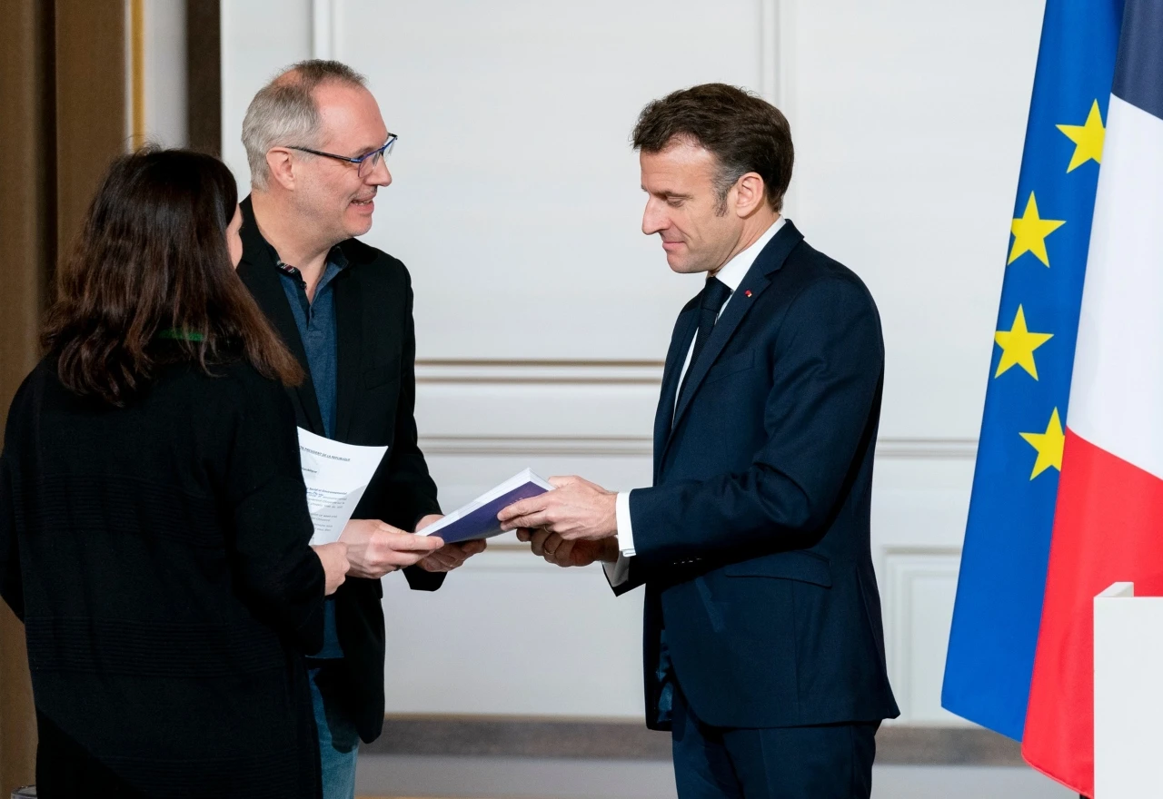 Macron: Prekid neprijateljstava kao prilika za oporavak Libanona