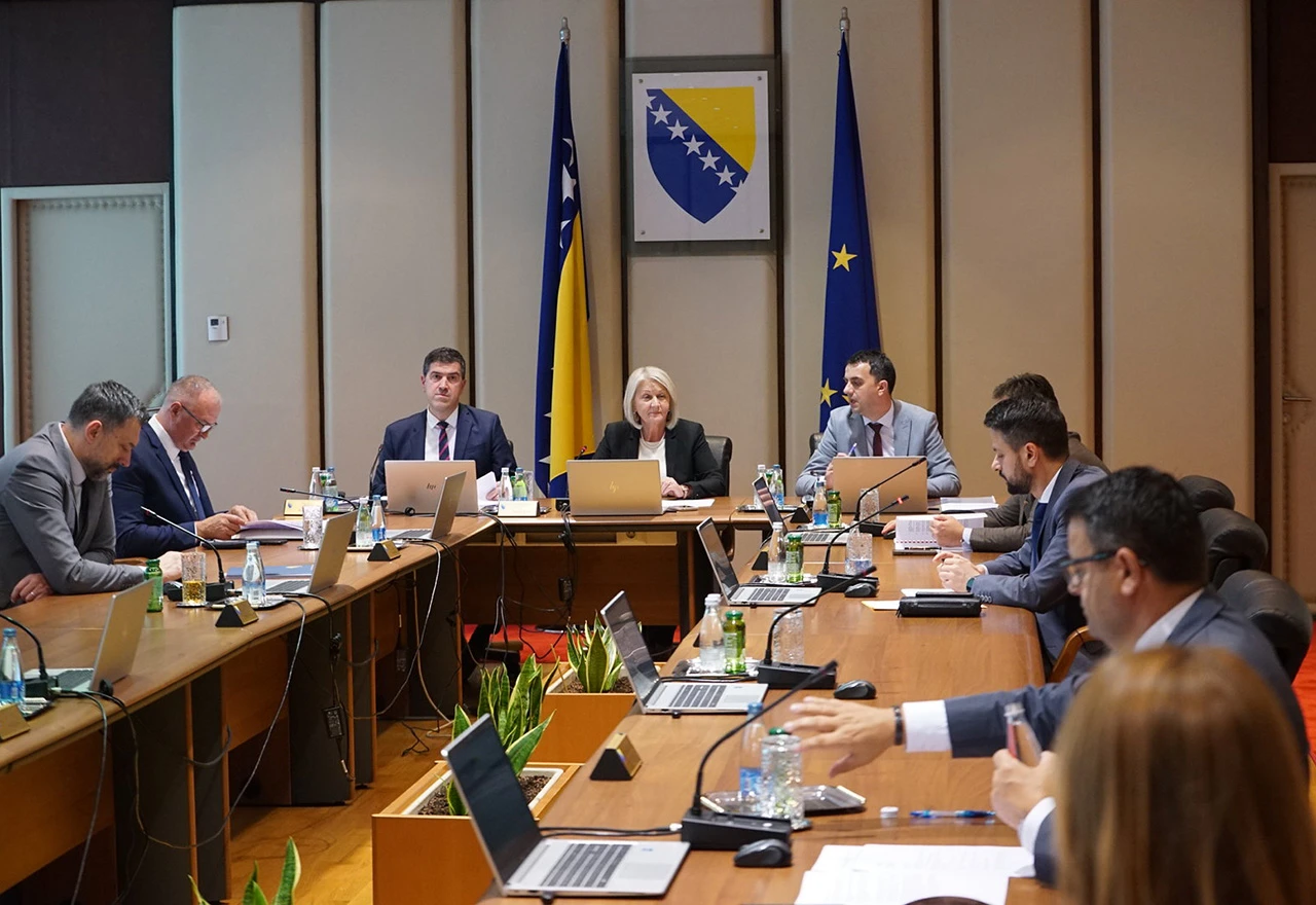 Vijeće ministara BiH o povećanju plaća zaposlenima u institucijama BiH