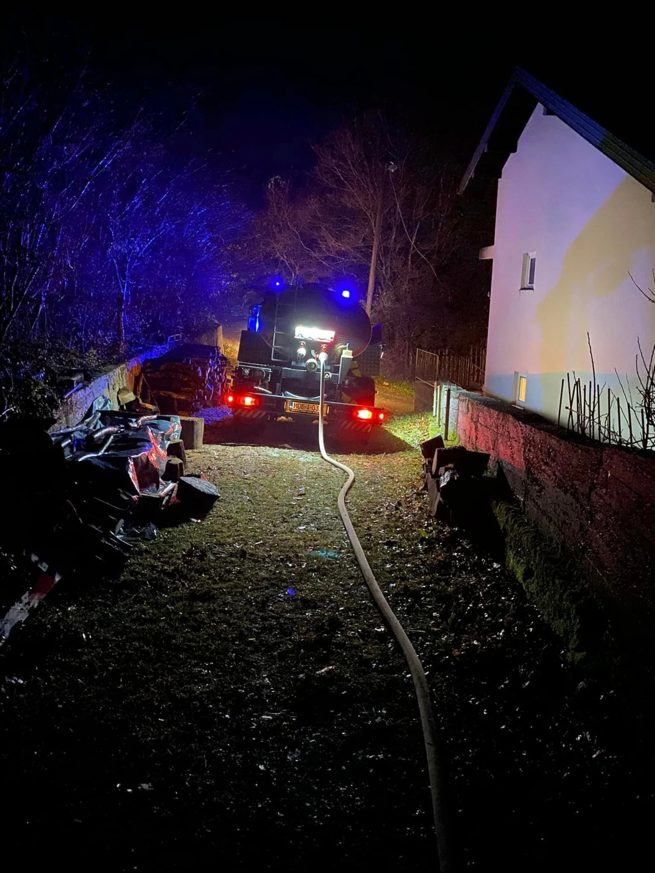 Podmetnut požar u Drežnici: Gorjela štala 