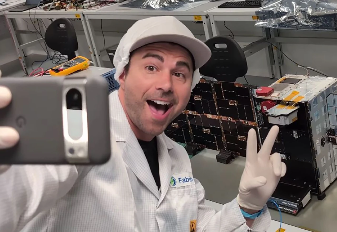 Uskoro ćete moći snimiti selfie u Zemljinoj orbiti