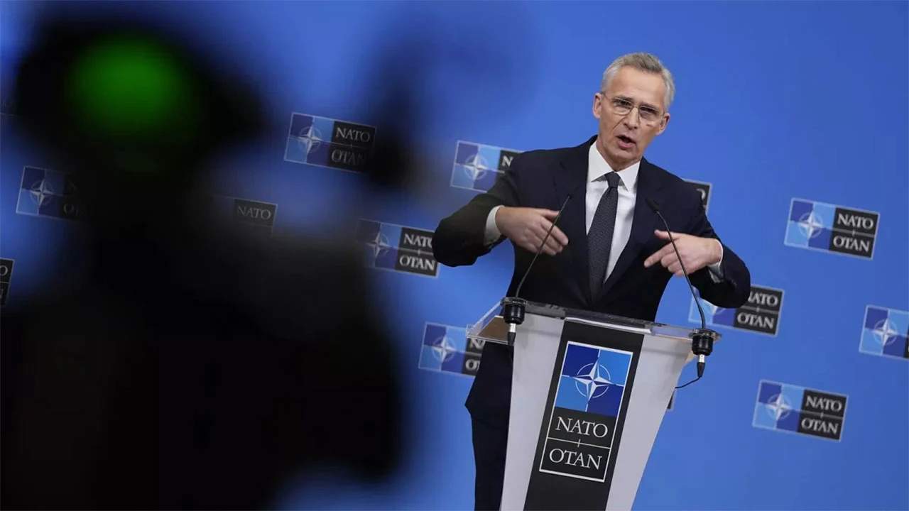 Stoltenberg: Ukrajina bi mogla privremeno ustupiti teritoriju radi mira