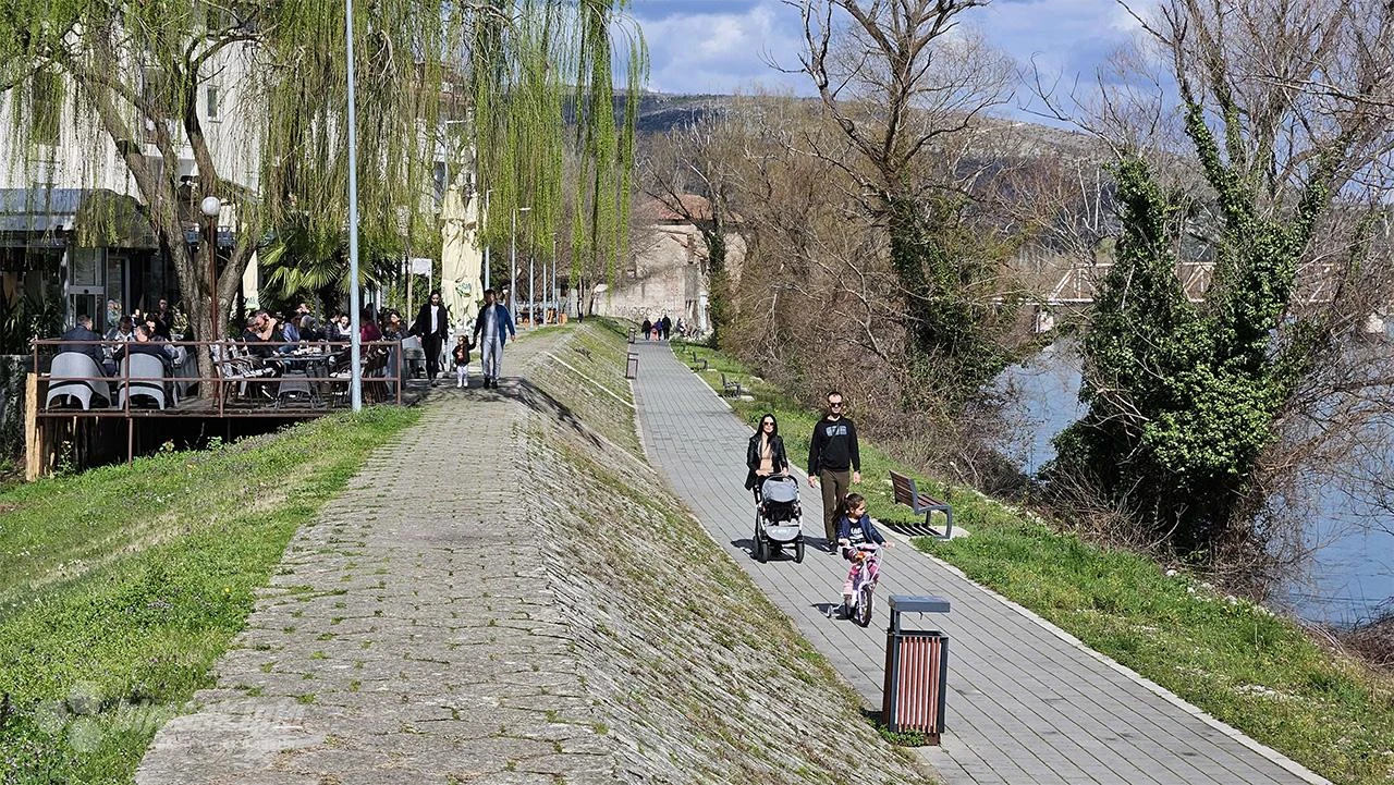 U Hercegovini i zapadnim područjima Bosne sunčano