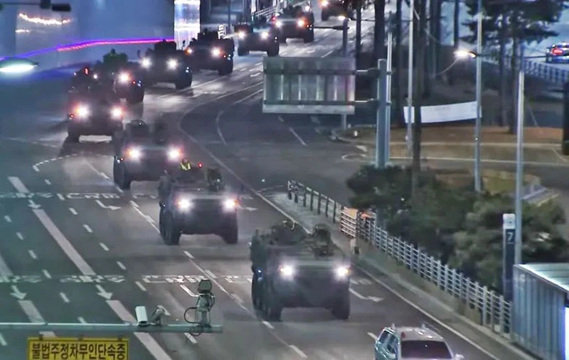 SAD s 'velikom zabrinutošću' prati zbivanja u Južnoj Koreji