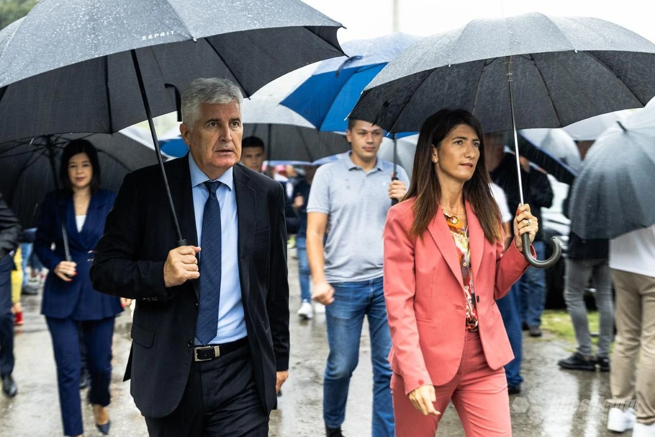 HDZ spreman pregovarati s Amerikancima oko plinovoda