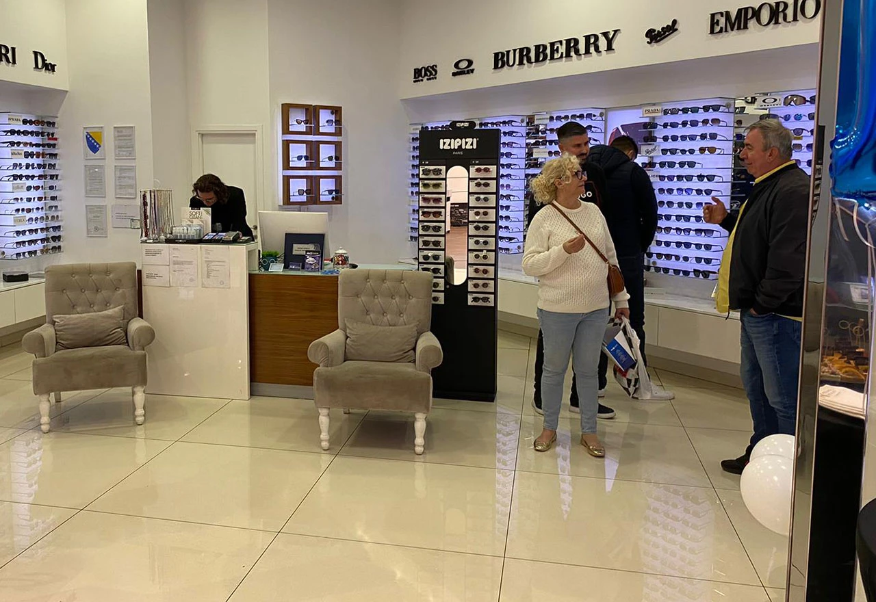 Optika Provizion slavi 10 godina: Besplatni pregledi i nagrade za sve