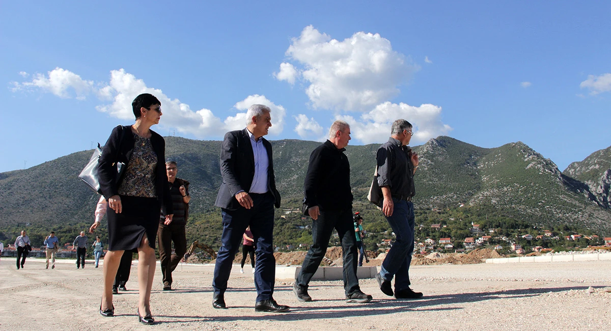 Preko ''novog mosta''