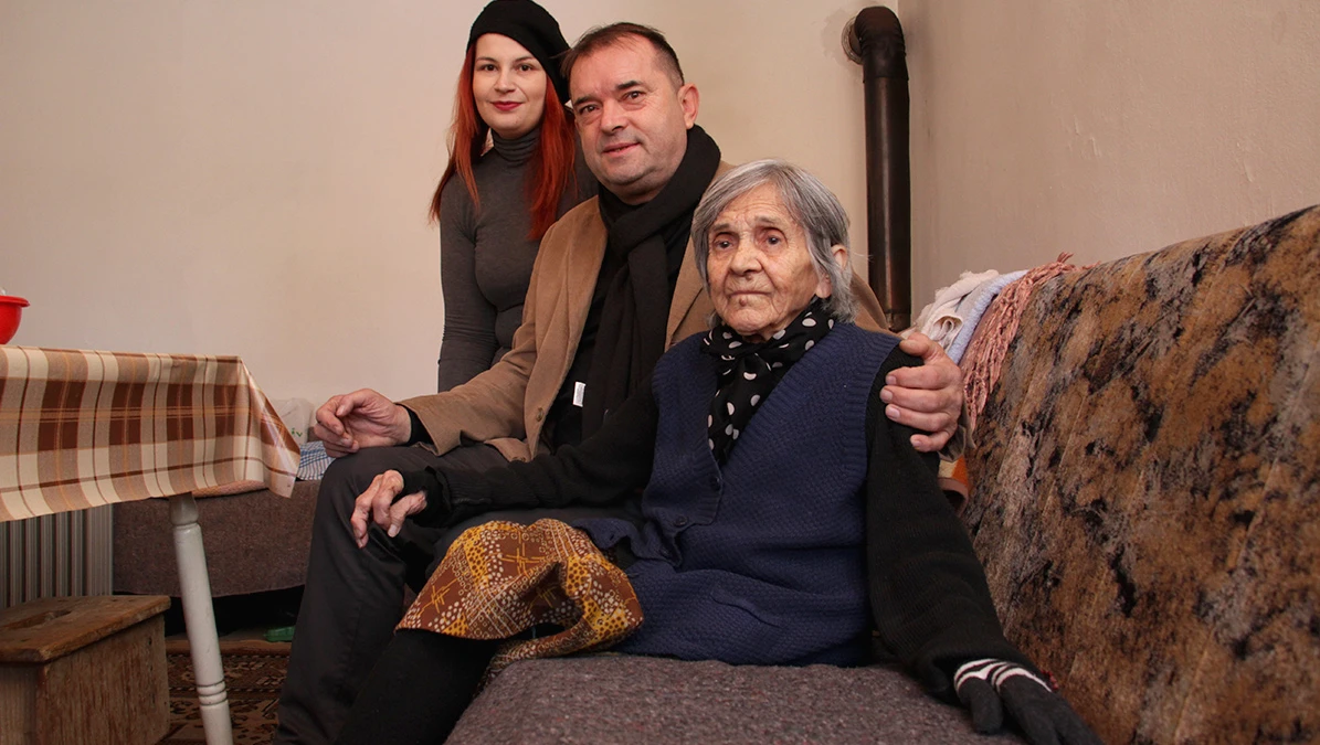 95-godišnja baka Cvijeta dobila vrijedne poklone od SPKD Prosvjete 