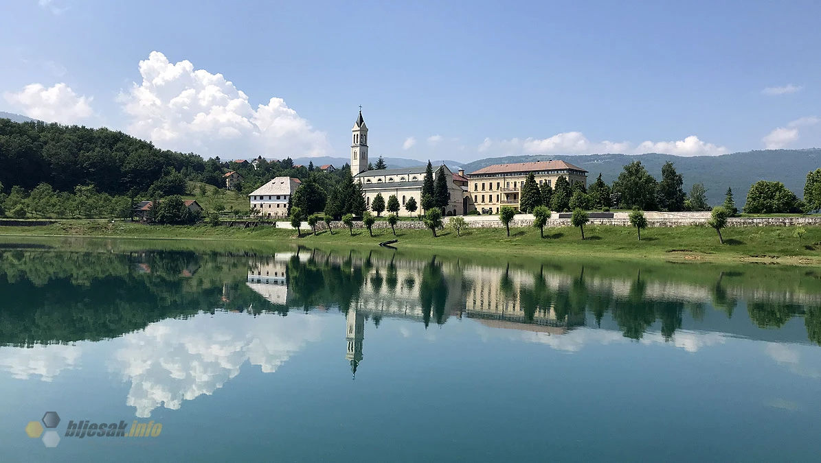 Crkva i Franjevački samostan Rama - Šćit