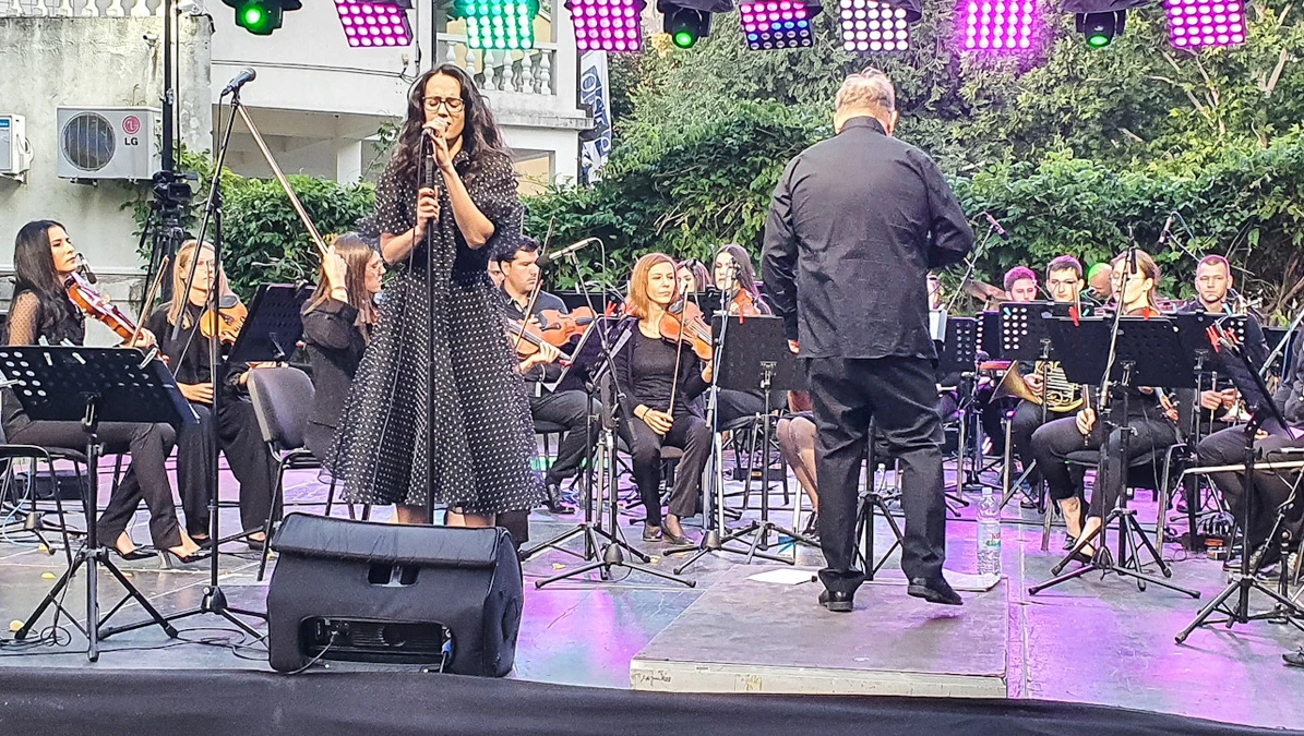 Mostar: Koncert u parku