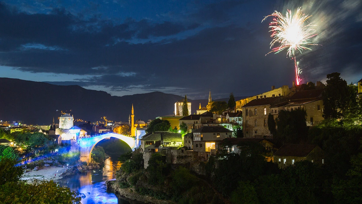 Vatromet za obljetnicu ponovne izgradnje Starog mosta