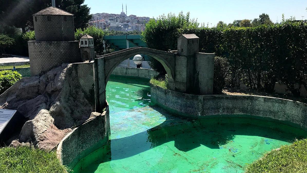Stari most u Miniaturku