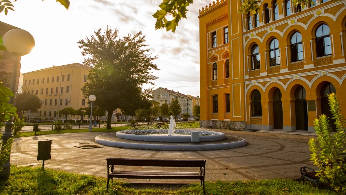 Boje jeseni u Mostaru