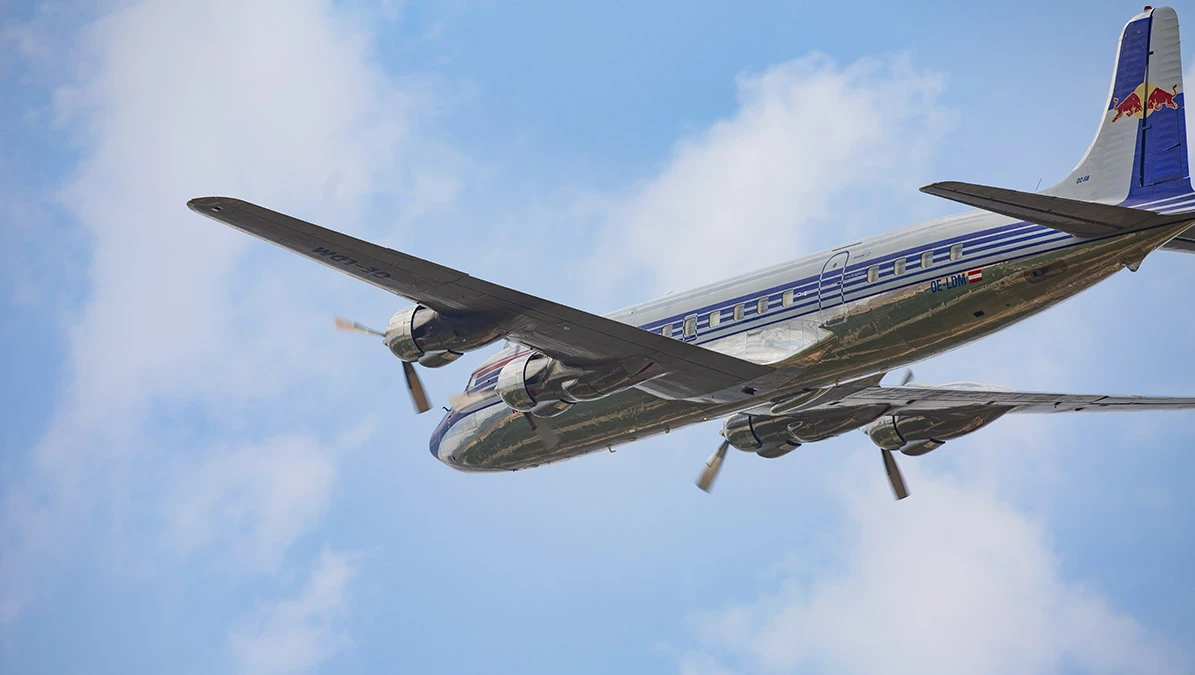 Douglas DC-6B 
