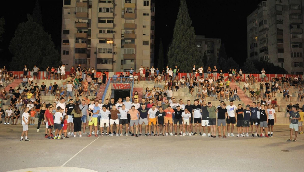 Druženje Plemića sa navijačima